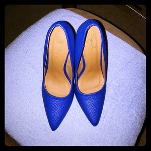 Cute slightly used pump